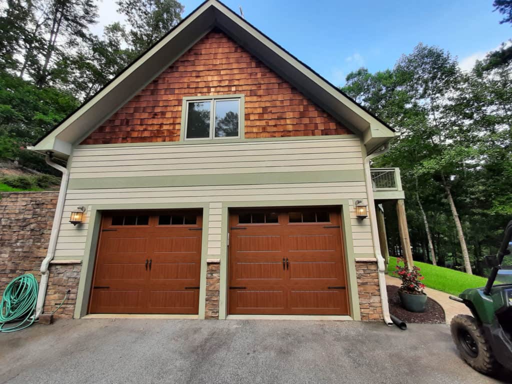 ohd-199_golden-oak garage doors